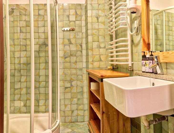 اتاق استاندارد یک نفره, Joseph Conrad Spa & Wellness