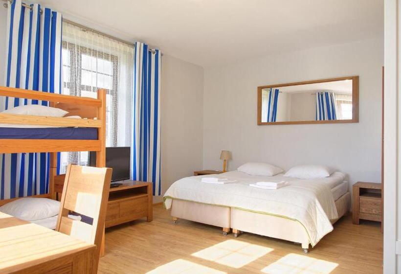 اتاق خانوادگی, Joseph Conrad Spa & Wellness