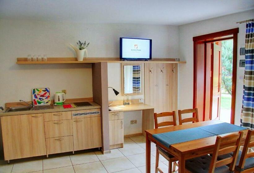 בקתת חדר, Kama Park