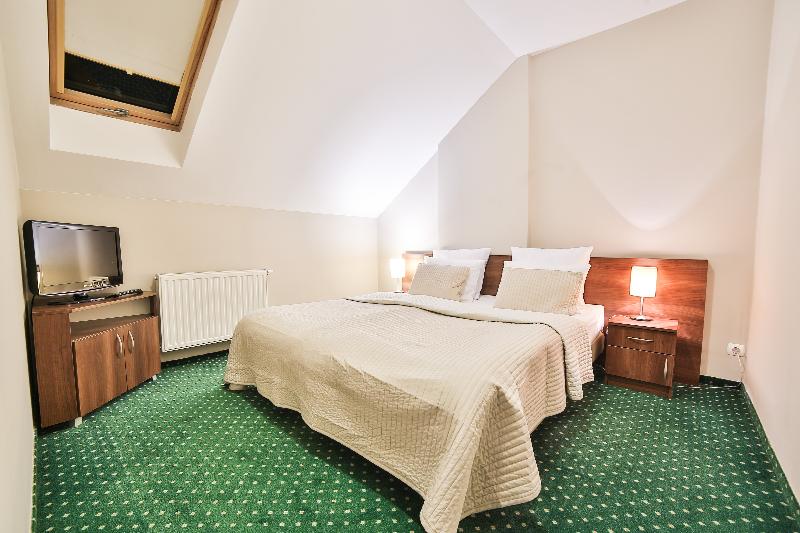 חדר דלוקס, Kantoria