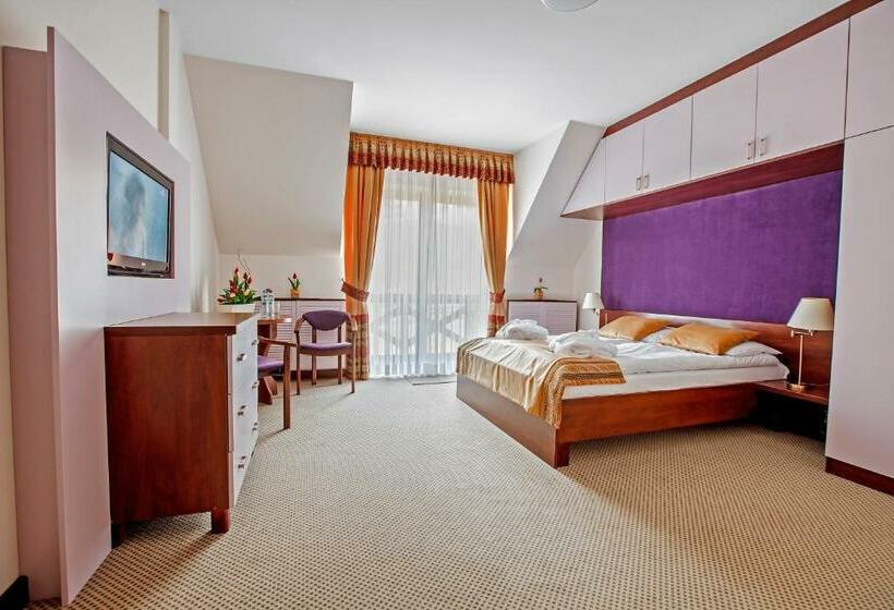 豪华房间, Kompleks Beskid