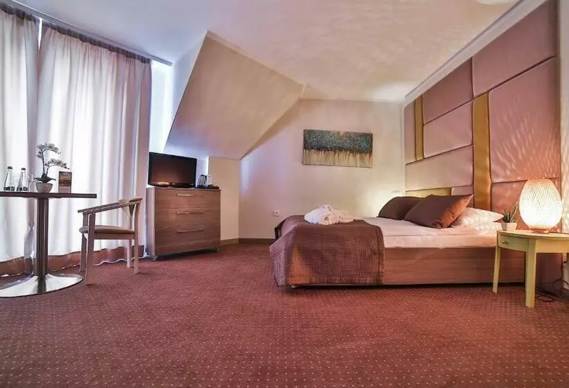 Deluxe-huone, Kompleks Beskid