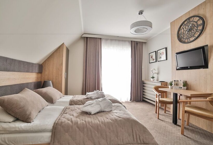 标准间, Kompleks Beskid