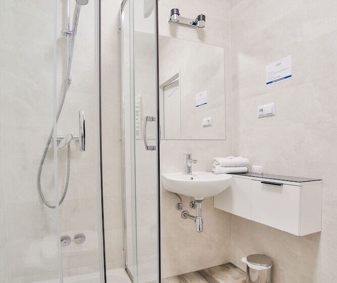 Номер Стандарт, Kompleks Beskid