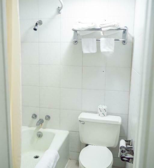 غرفة قياسية, Marshall Lodge