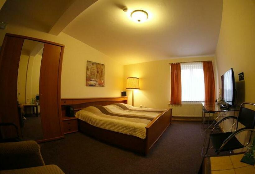 古典房间, Zajazd Witnica