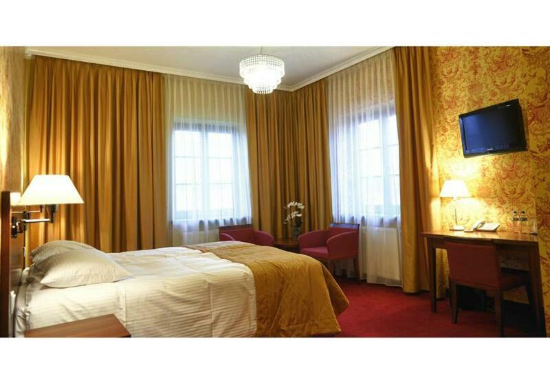 اتاق کلاس بیزنس, Skala