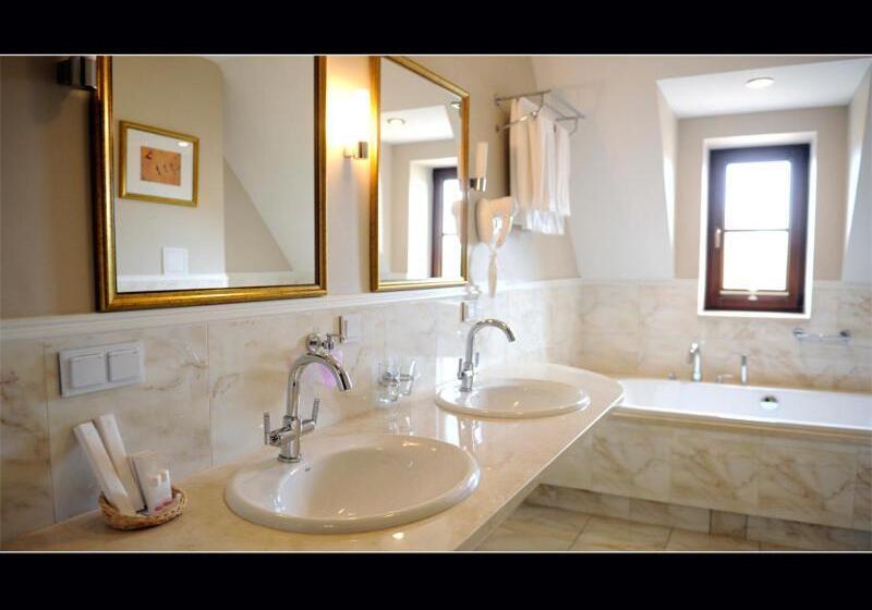 آپارتمان لوکس 1 خوابه, Skala