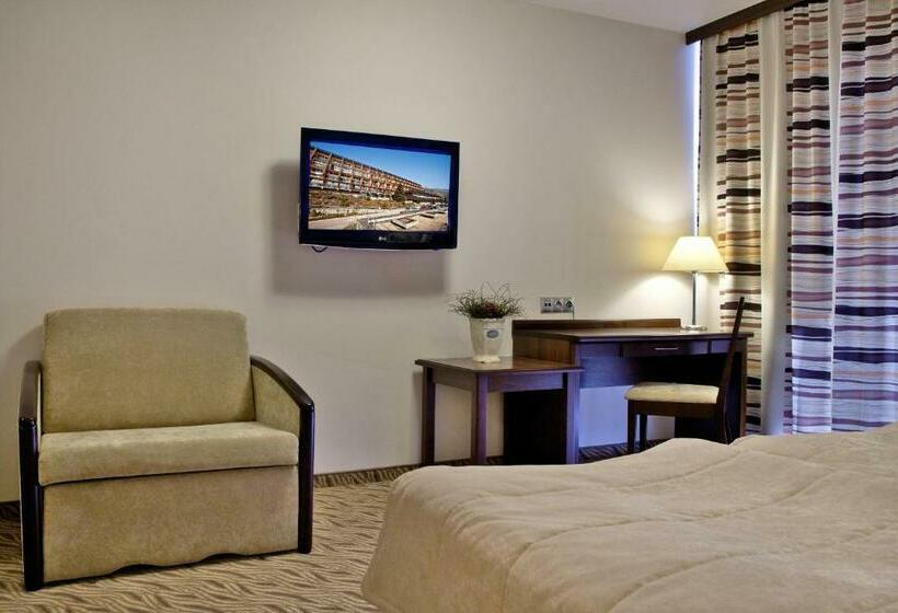 اتاق استاندارد, Spa Budowlani