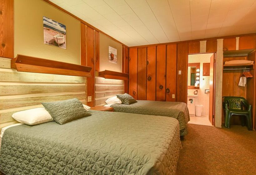 带2个双人床的标准工作室, Sunset Oceanfront Lodging