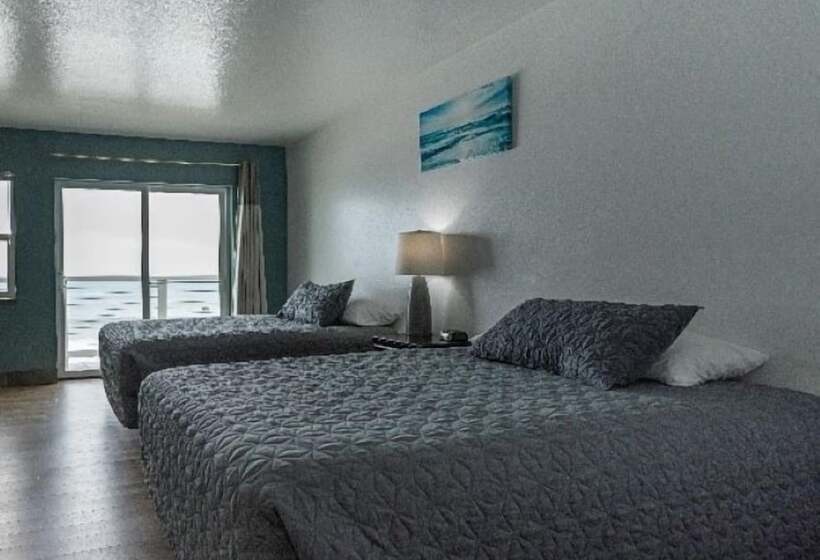 带2个双人床的标准工作室, Sunset Oceanfront Lodging