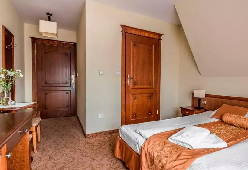 スタンダードルーム, Villa Magnat Spa, Jacuzzi, Sauna, Tężnia Solankowa