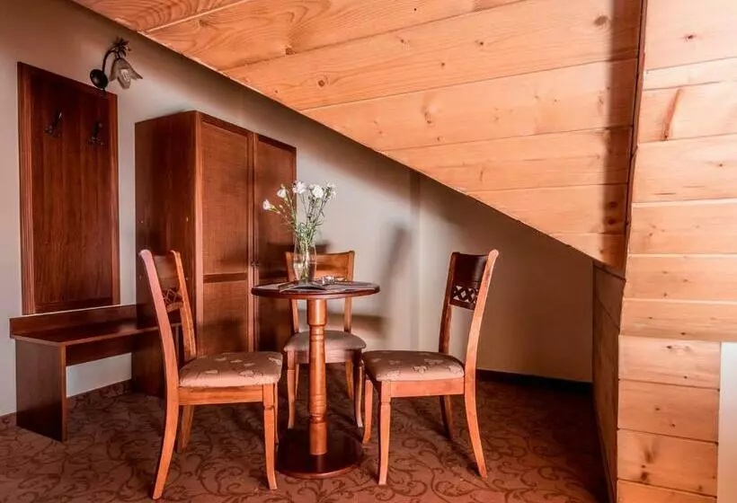 スタンダードトリプルルーム, Villa Magnat Spa, Jacuzzi, Sauna, Tężnia Solankowa