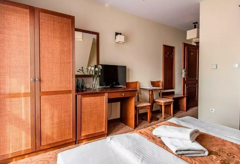 スタンダードルーム, Villa Magnat Spa, Jacuzzi, Sauna, Tężnia Solankowa