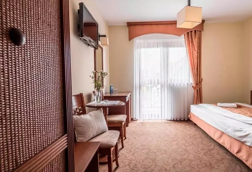 スタンダードシングルルーム, Villa Magnat Spa, Jacuzzi, Sauna, Tężnia Solankowa