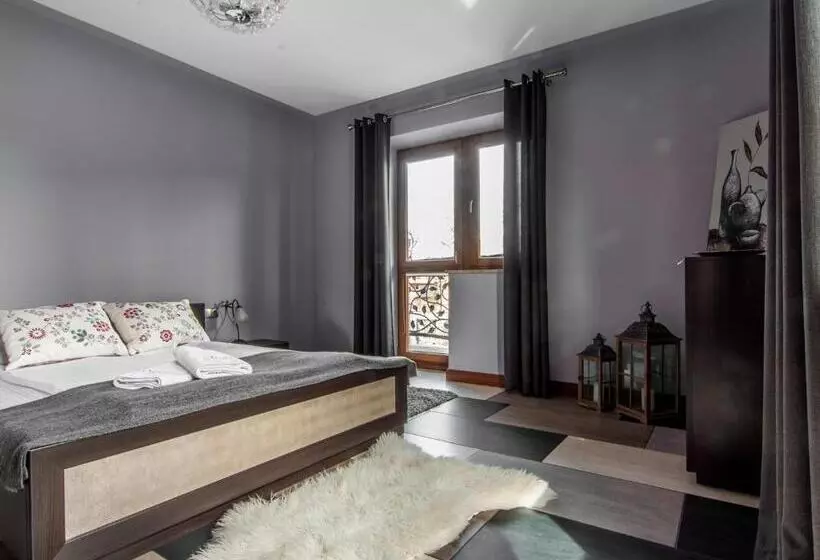 バルコニー付き１ベッドルームアパートメント, Villa Magnat Spa, Jacuzzi, Sauna, Tężnia Solankowa