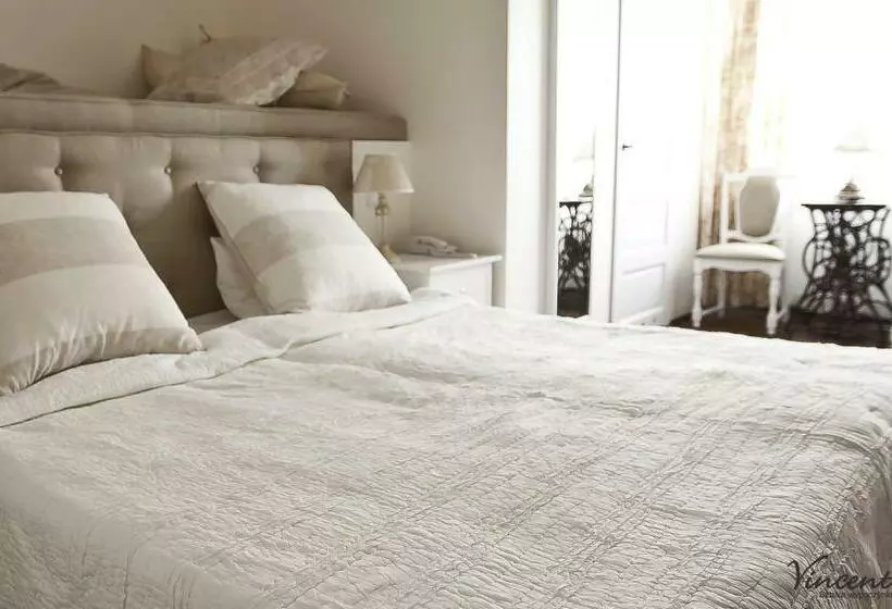 Standard-huone, Vincent