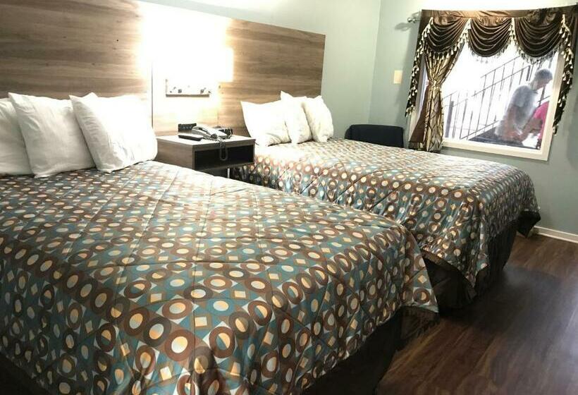 ２ダブルベッドのスタンダードルーム, Winton Inn & Suites