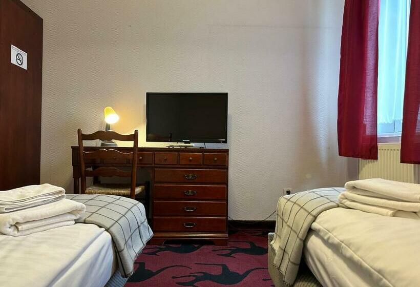 古典房间, Zajazd Witnica