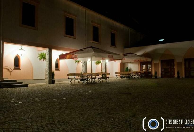 חדר קלאסי, Zamek Gostynin