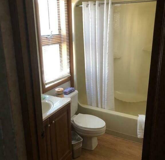 غرفة قياسية, Sea Spray Motel