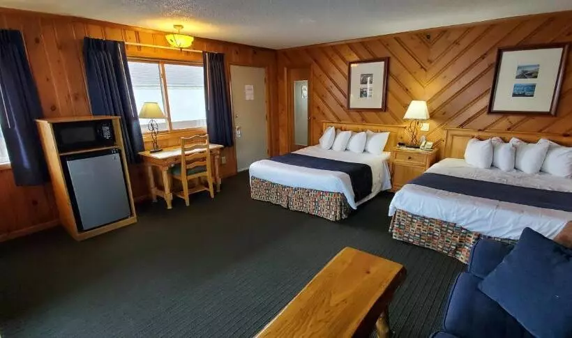スイート, The Lake Motel