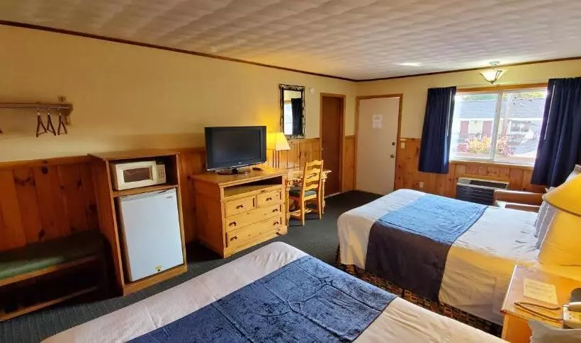 デラックスルーム, The Lake Motel