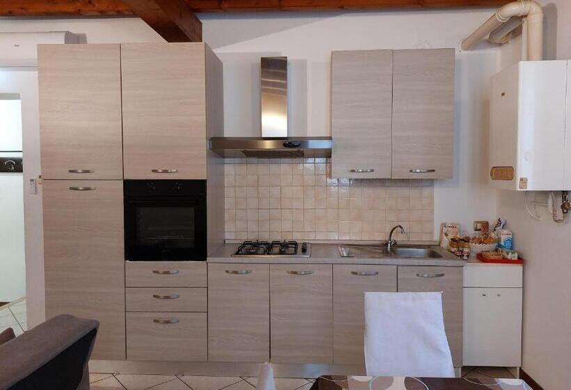 דירת חדר, Bed & Breakfast Monti 85