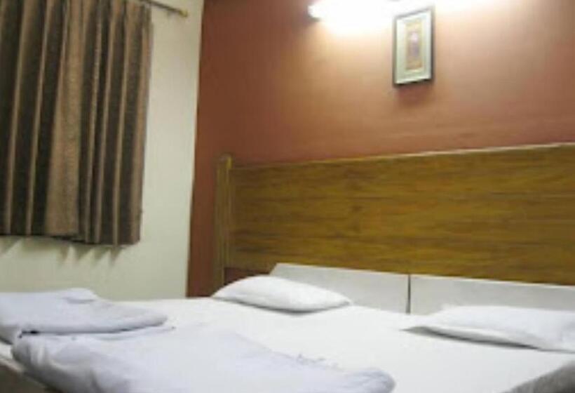 豪华房间, Ajay International Agra