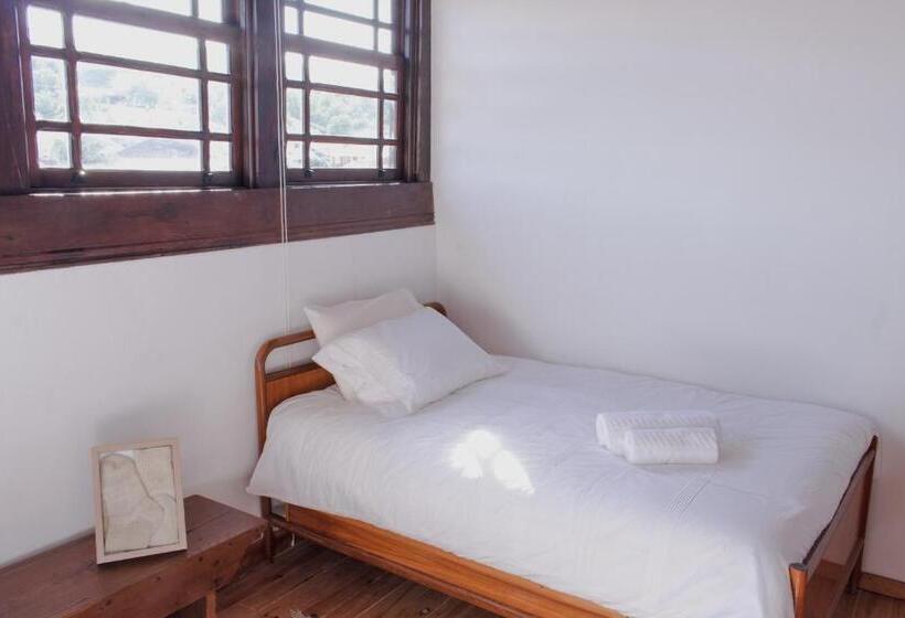 اتاق خانوادگی, Casa Do Peirão