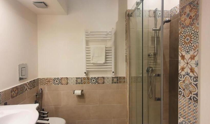 آپارتمان لوکس 1 خوابه, Casa Cesira Incentro