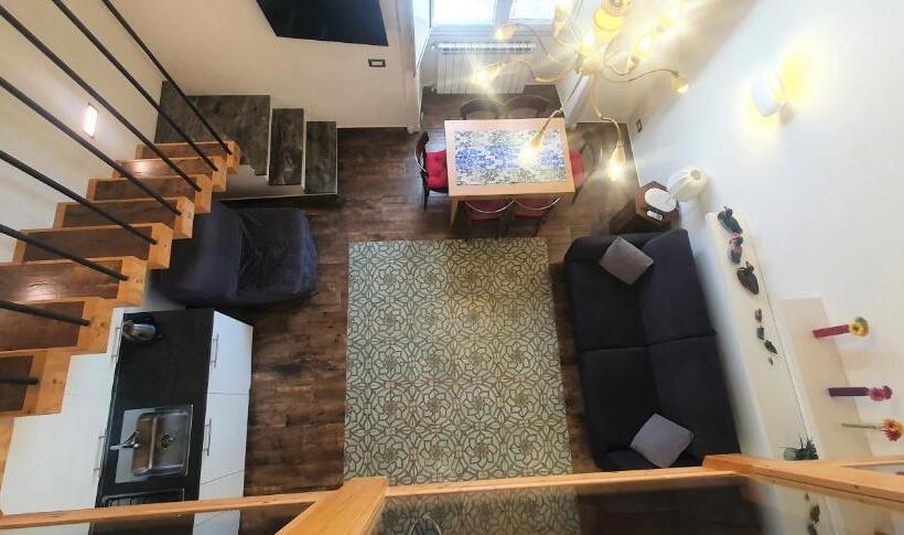 آپارتمان لوکس 1 خوابه, Casa Cesira Incentro