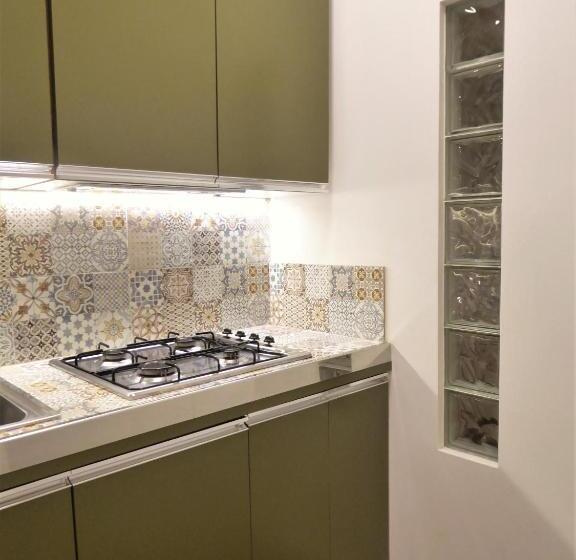 آپارتمان 1 خوابه با بالکن, Casa Cesira Incentro