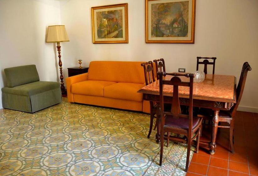 آپارتمان 1 خوابه با بالکن, Casa Cesira Incentro