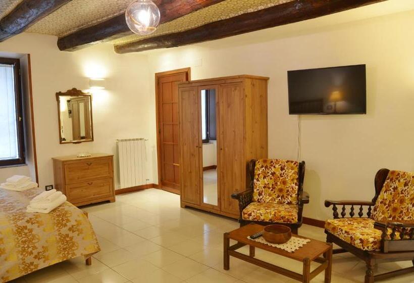 استودیوی سوپریور, Casa Cesira Incentro