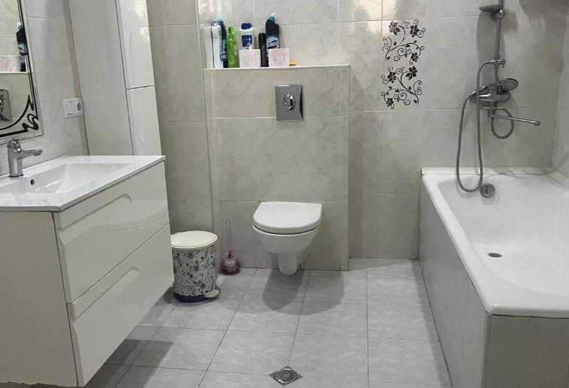 اتاق استاندارد, Rest House Tbilisi