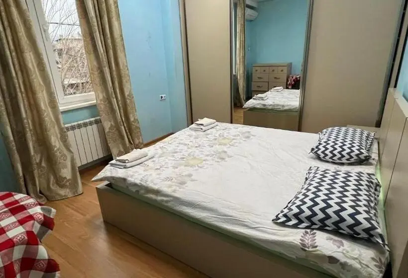 اتاق استاندارد, Rest House Tbilisi