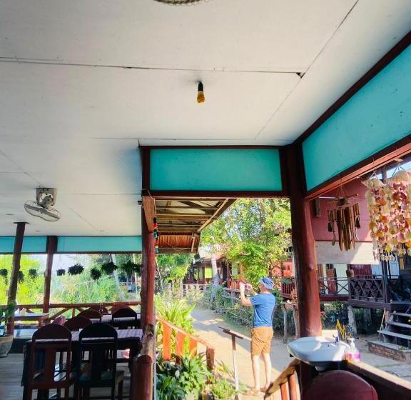 Номер Стандарт, Sun Down Dondet Bungalows