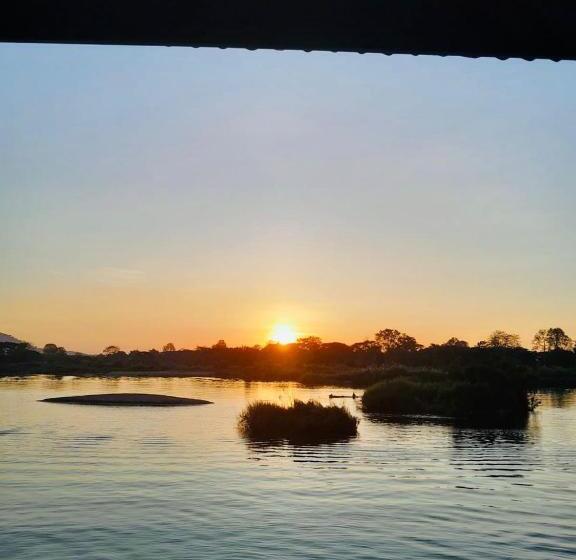 Номер Стандарт, Sun Down Dondet Bungalows