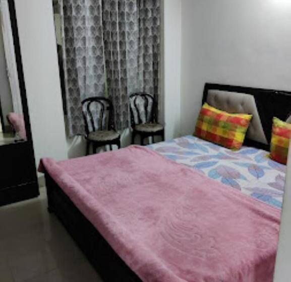חדר דלוקס, Shree Radha Madhav Residency Vrindavan