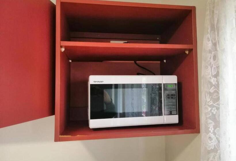 １ベッドルームアパートメント, Stanley Apartments