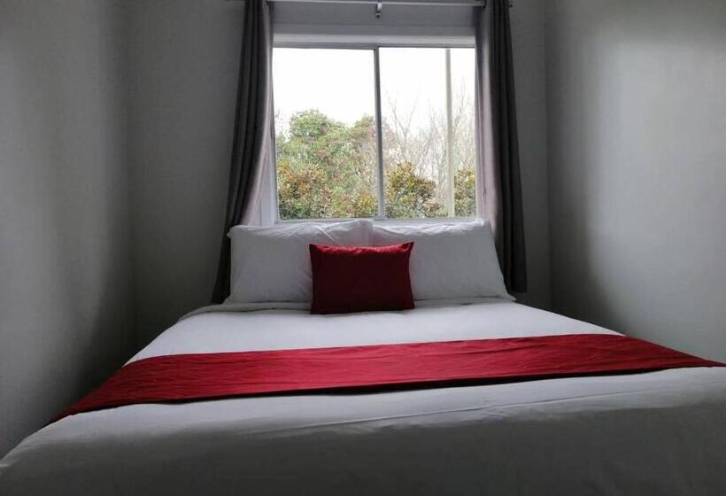 ２ベッドルームアパートメント, Stanley Apartments