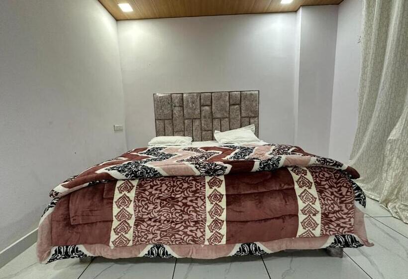 バルコニー付きデラックスルーム, The Kings Delight