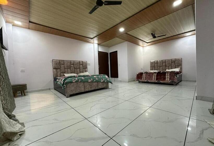 スイート（家族用）, The Kings Delight