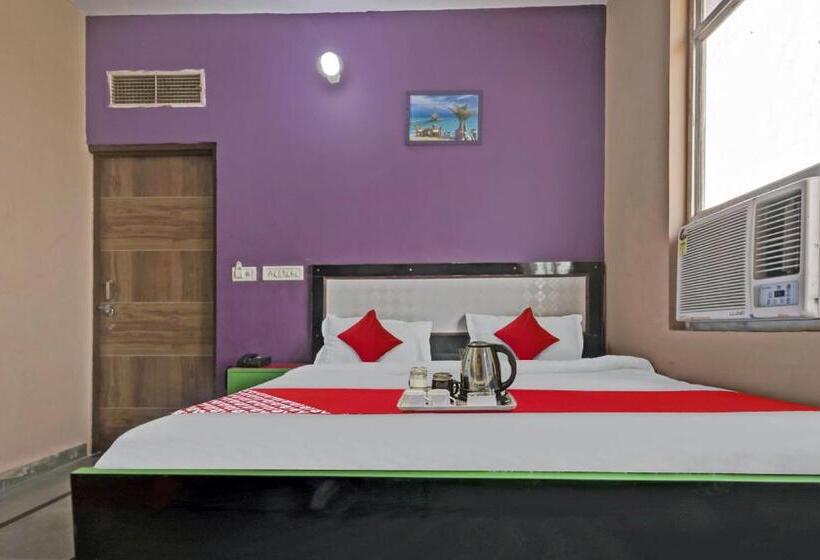 חדר קלאסי לשלושה, Oyo Hotel Purple Orchid