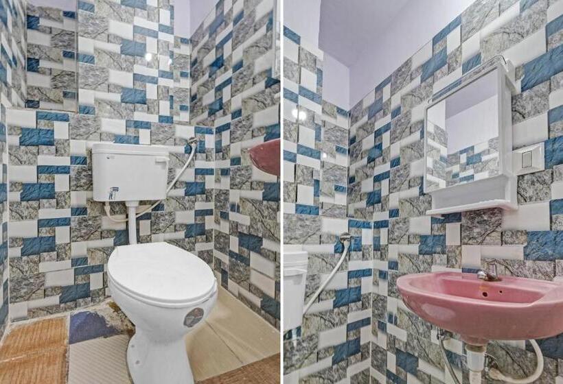 חדר קלאסי לשלושה, Oyo Hotel Purple Orchid