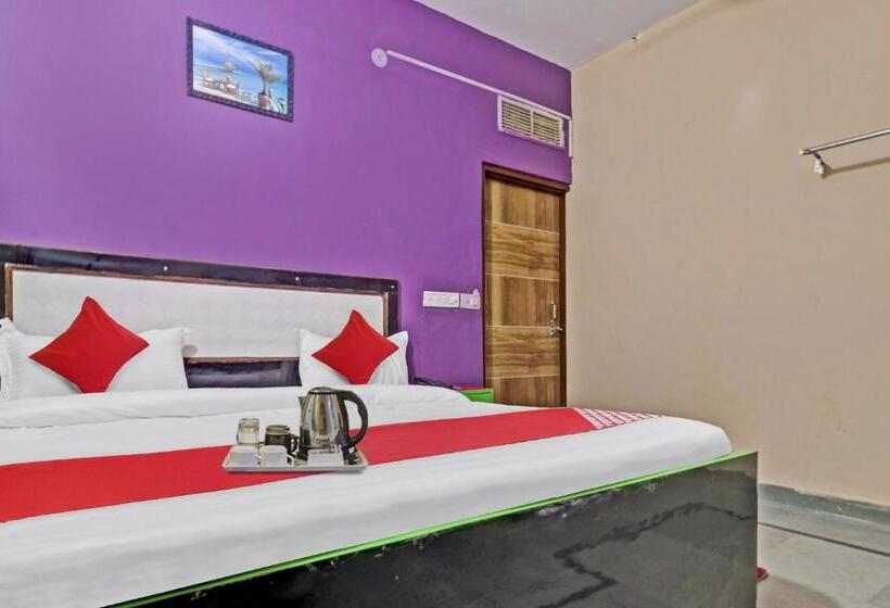 Трехместный Номер Классика, Oyo Hotel Purple Orchid
