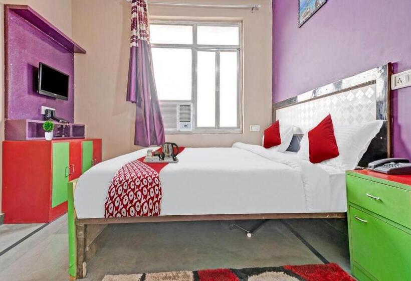 חדר קלאסי לשלושה, Oyo Hotel Purple Orchid