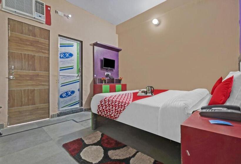 חדר קלאסי לשלושה, Oyo Hotel Purple Orchid