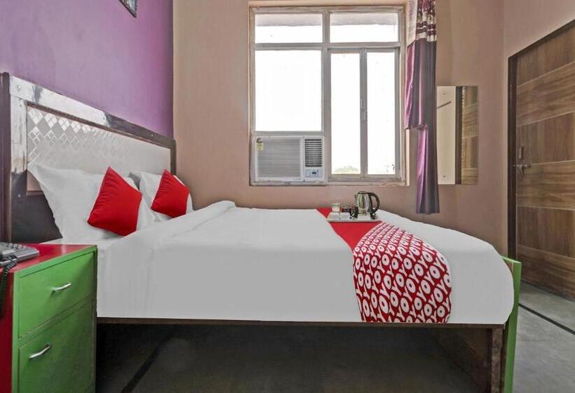 Трехместный Номер Классика, Oyo Hotel Purple Orchid